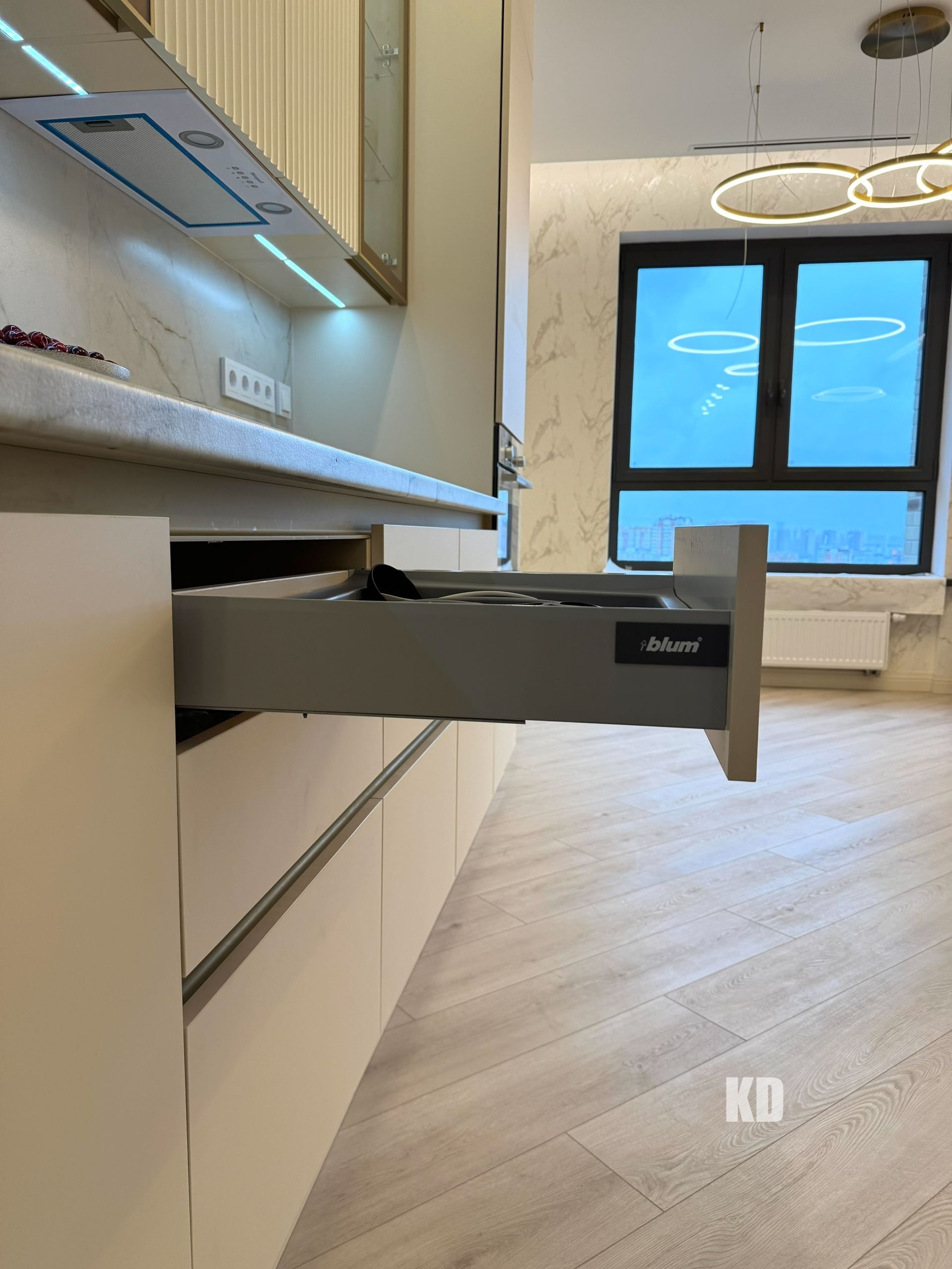Кухня современная Precision Cabinetry Кухня современная Precision Cabinetry